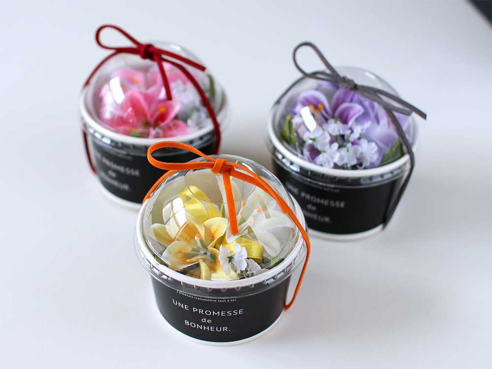 CUR-40 カップインコサージュリリーイエロー