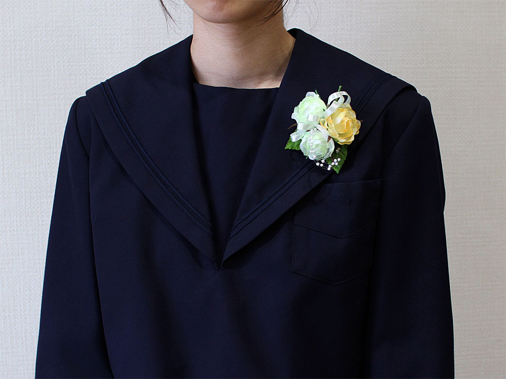 MR3-50 マリーローズ×3 ホワイトグリーンコサージュ