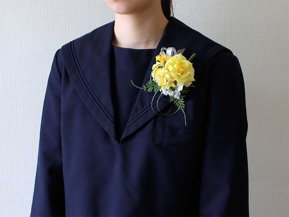 QLN-40 スクエアアレンジイエローコサージュ(クリップ付)