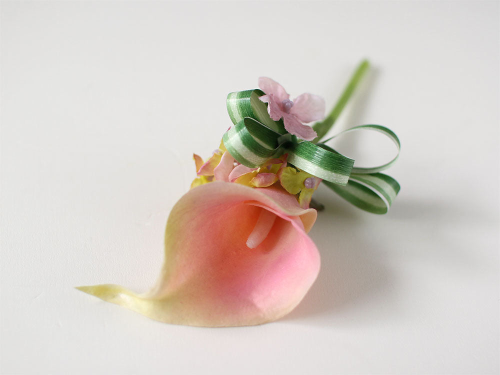 S-008-3 カラーリリーピンクコサージュ(クリップ付)